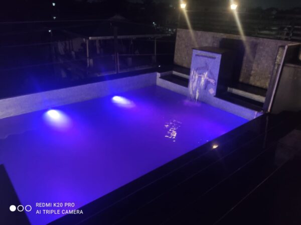 Ashma Rooftop Suimming Pool